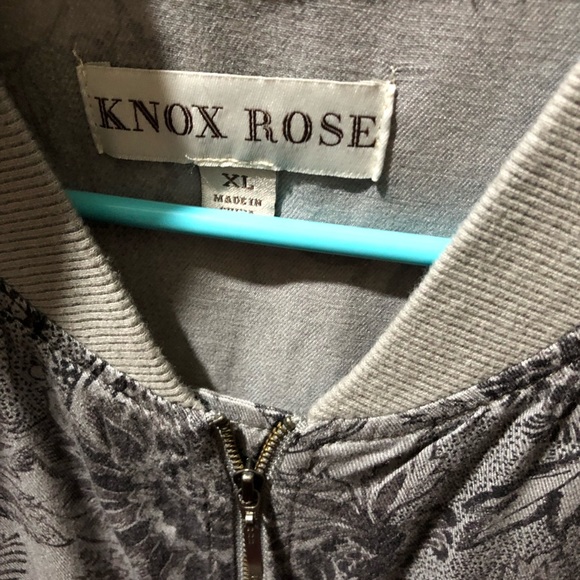 Gray floral bomber jacket - Picture 2 of 2